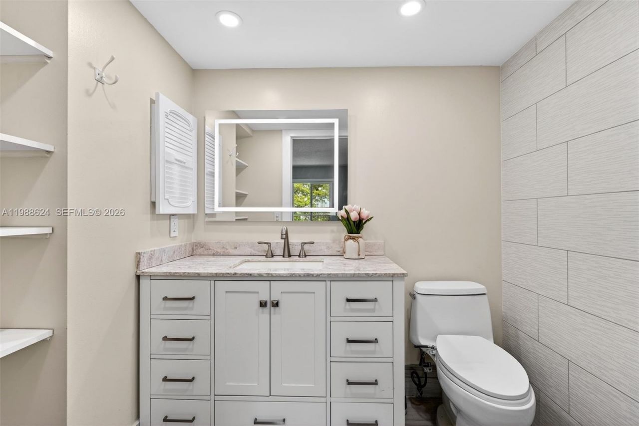 1301 SW 134th Way , Unit 313B, Pembroke Pines, FL 33027 Photo