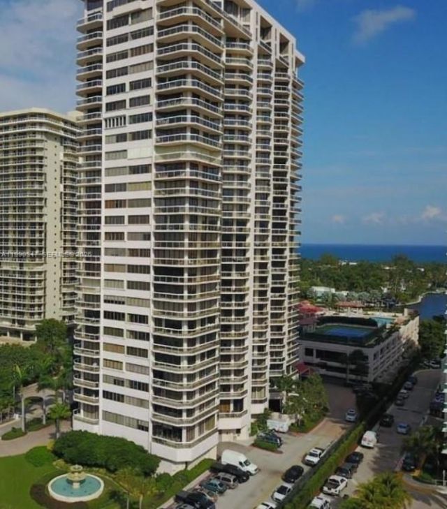 20185 E Country Club Dr, Unit 405, Aventura, FL 33180 Photo