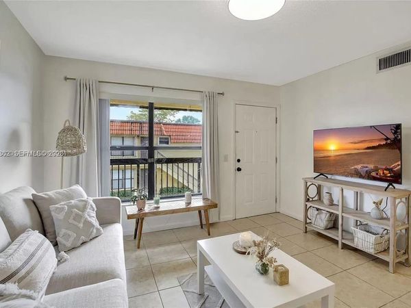 561 NW 100th Pl , Unit 201, Pembroke Pines, FL 33024