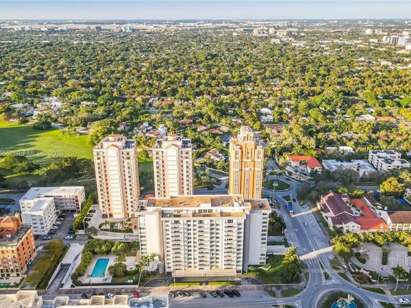 625 Biltmore Way , Unit 905, Coral Gables, FL 33134