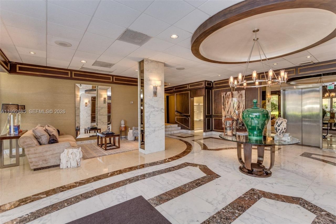 625 Biltmore Way , Unit 905, Coral Gables, FL 33134 Photo