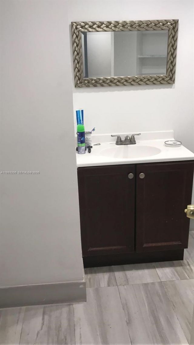 7135 Collins Ave, Unit 525, Miami Beach, FL 33141 Photo