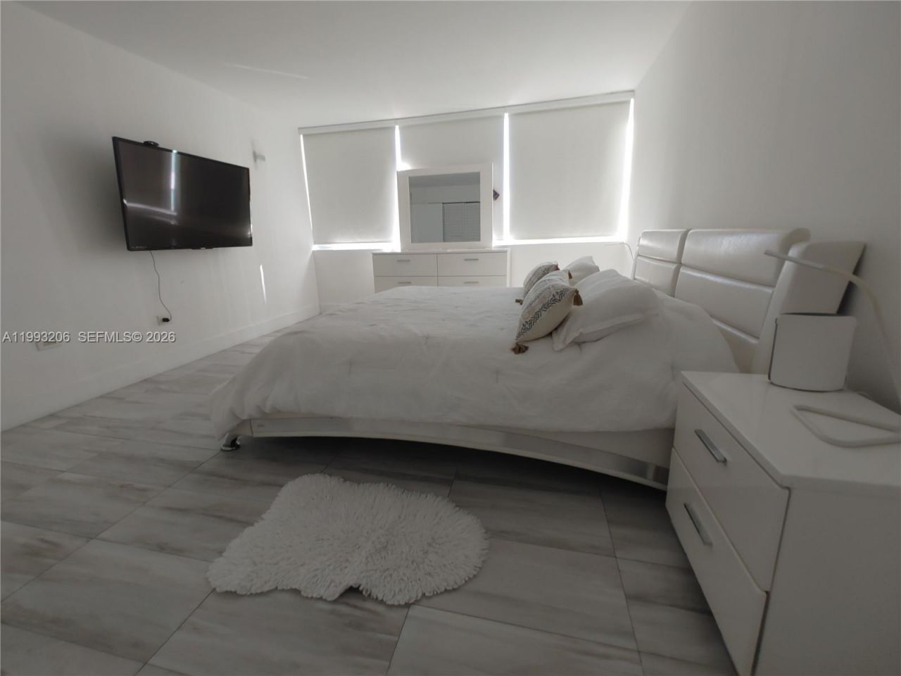 7135 Collins Ave, Unit 525, Miami Beach, FL 33141 Photo