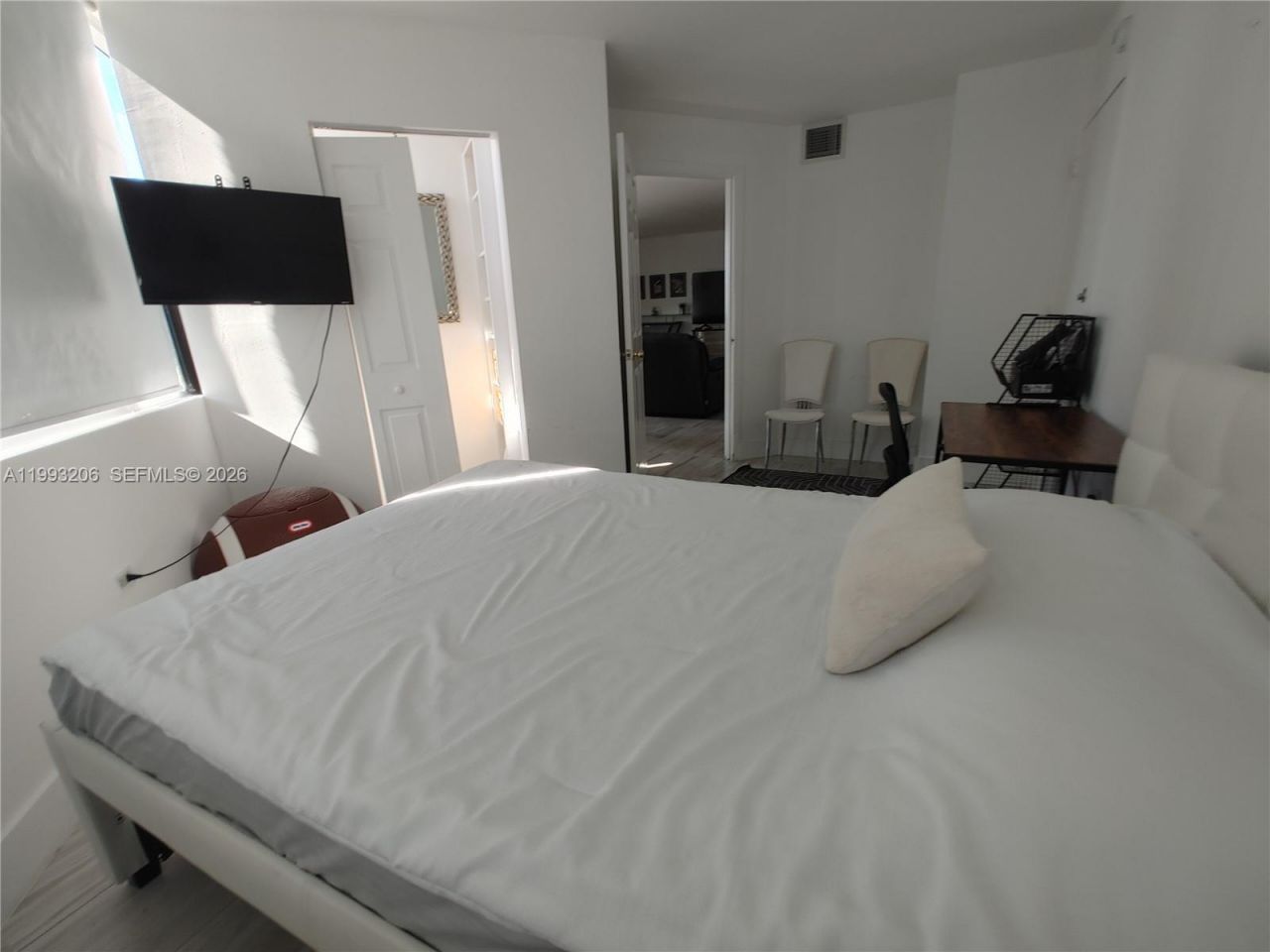 7135 Collins Ave, Unit 525, Miami Beach, FL 33141 Photo