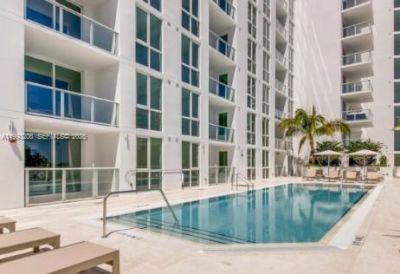 7135 Collins Ave , Unit 525, Miami Beach, FL 33141 Photo
