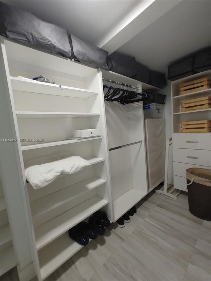 7135 Collins Ave, Unit 525, Miami Beach, FL 33141 Photo