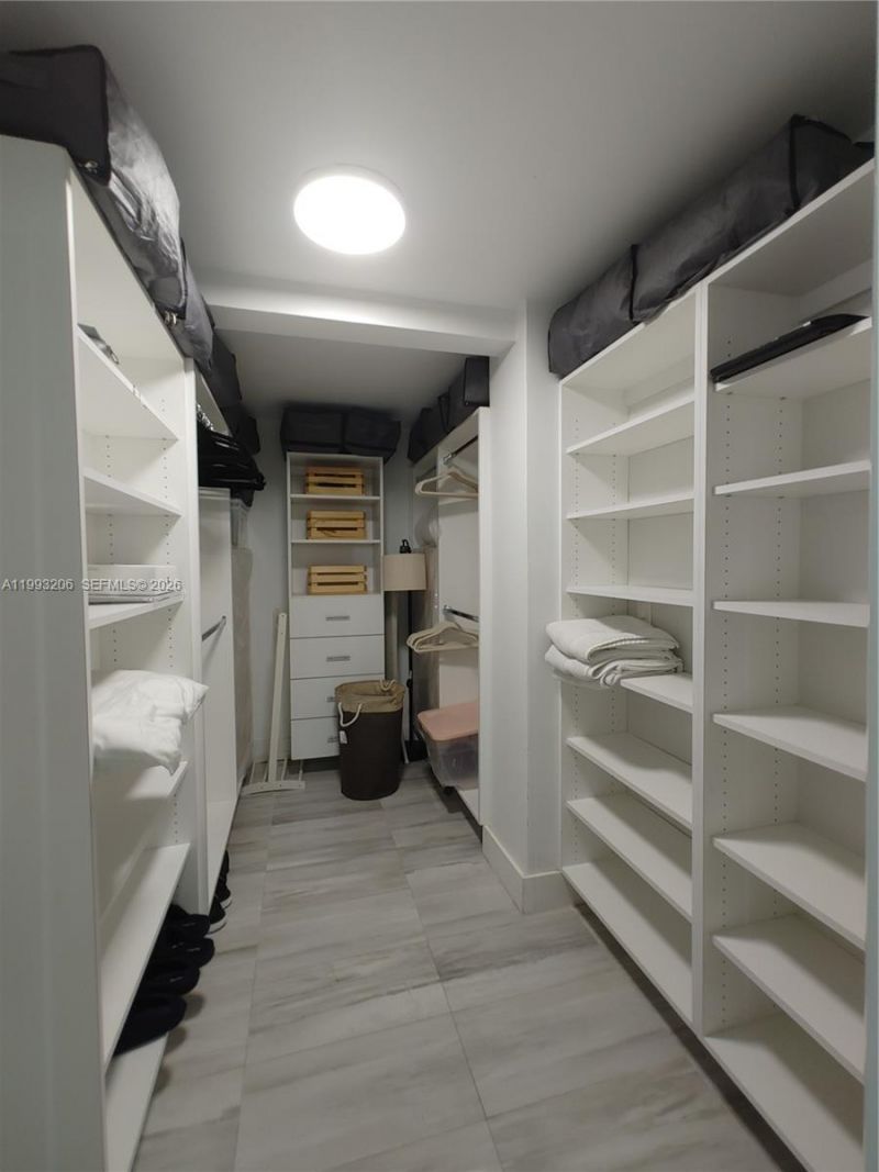 7135 Collins Ave, Unit 525, Miami Beach, FL 33141 Photo