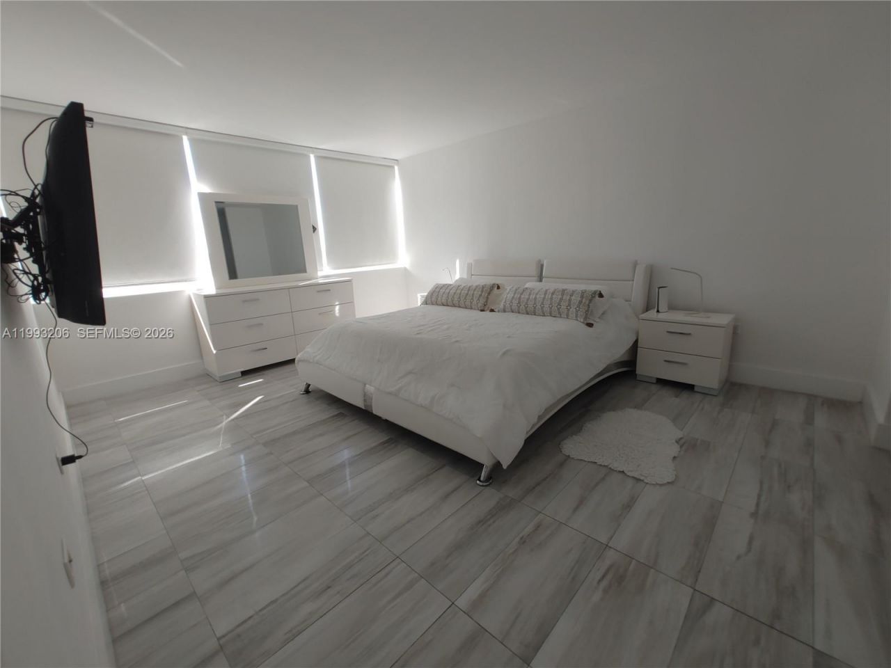 7135 Collins Ave, Unit 525, Miami Beach, FL 33141 Photo