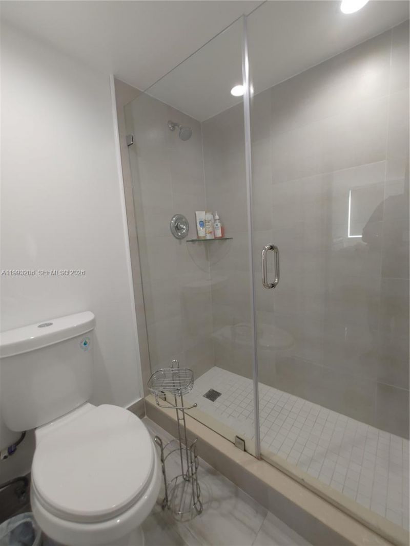 7135 Collins Ave, Unit 525, Miami Beach, FL 33141 Photo