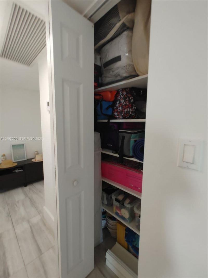 7135 Collins Ave, Unit 525, Miami Beach, FL 33141 Photo