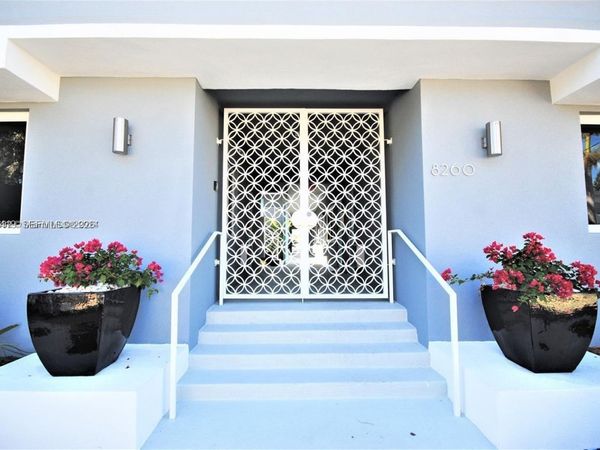 8260 Byron Ave , Unit 3, Miami Beach, FL 33141