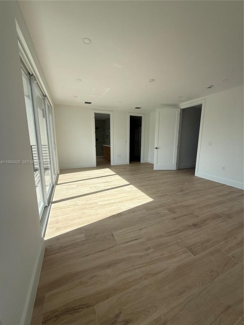 1981 SW 33rd Ave , Miami, FL 33145 Photo