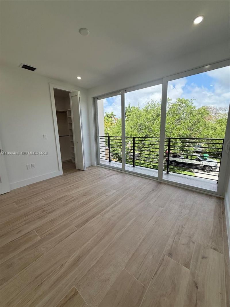 1981 SW 33rd Ave , Miami, FL 33145 Photo