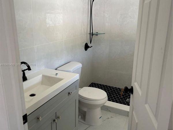 Unit 1858, Miami, FL 33147