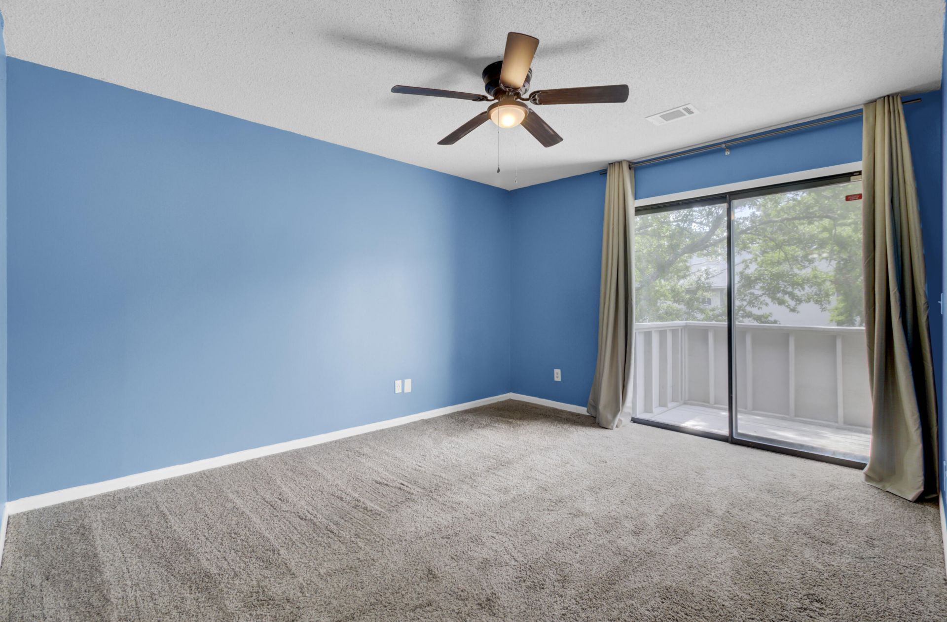 807 Greencastle Drive Photo 20