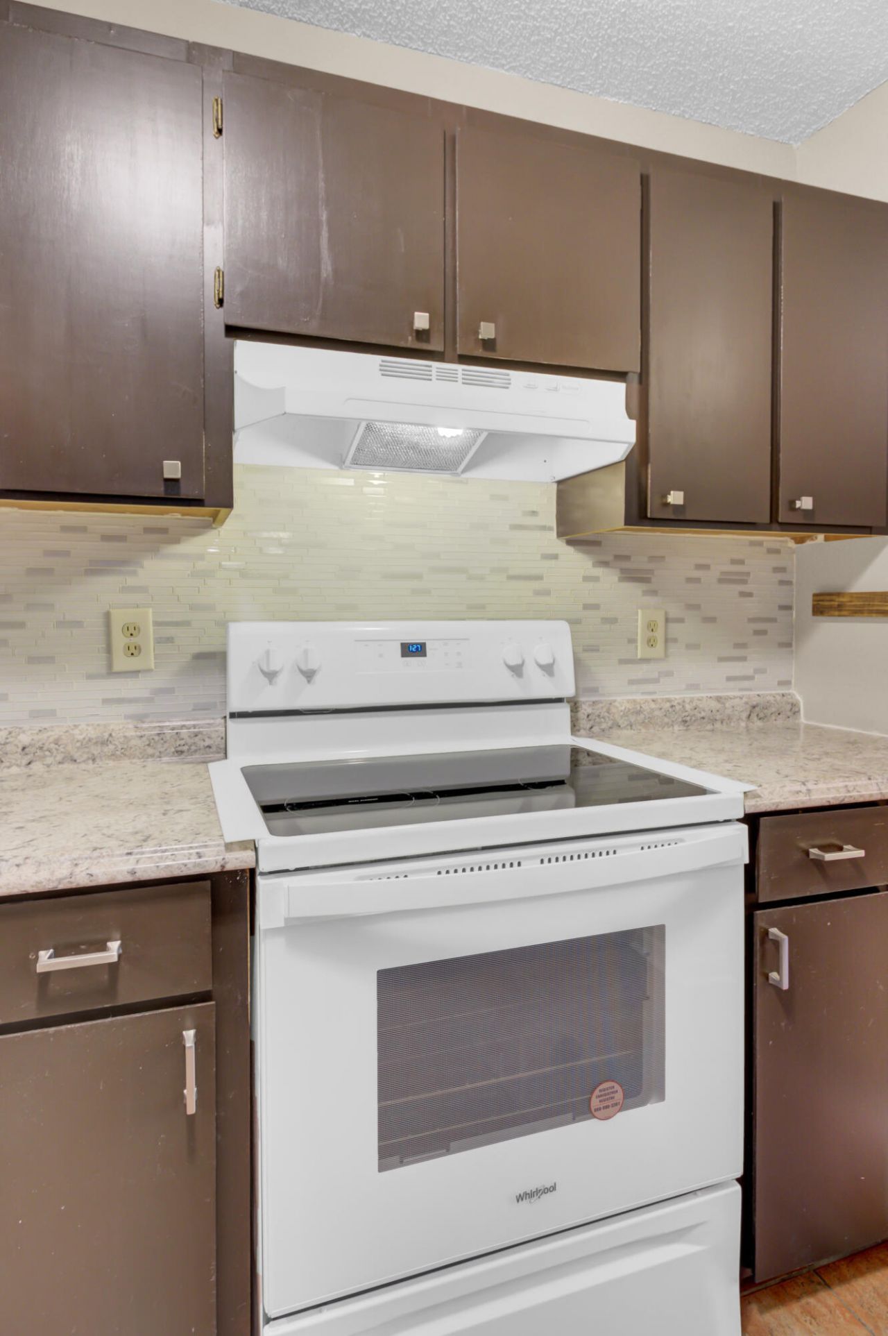 807 Greencastle Drive Photo 9