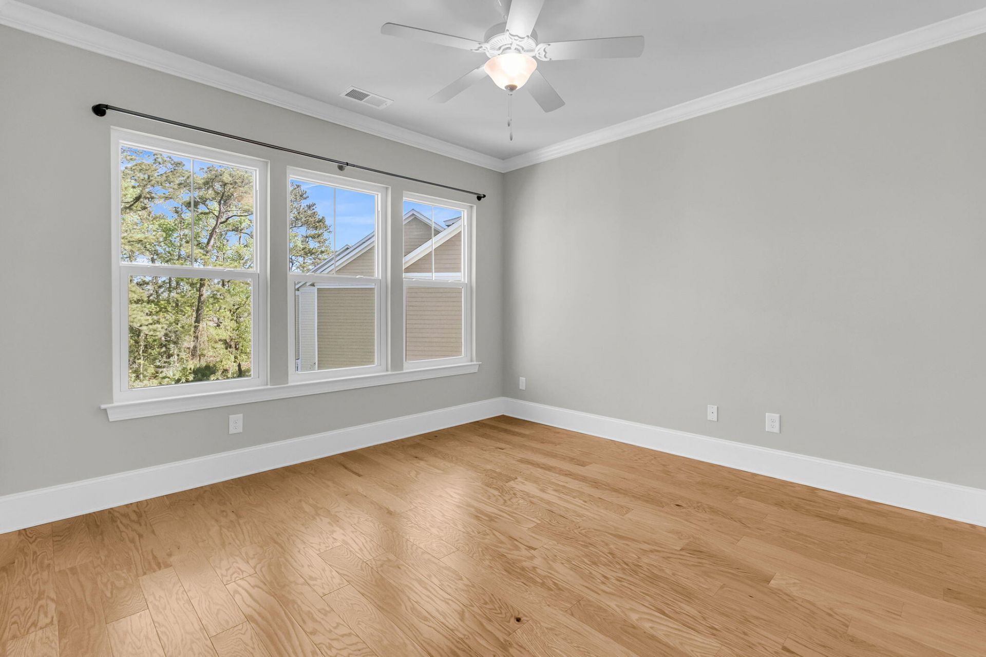 5911 Steward Street Photo 27