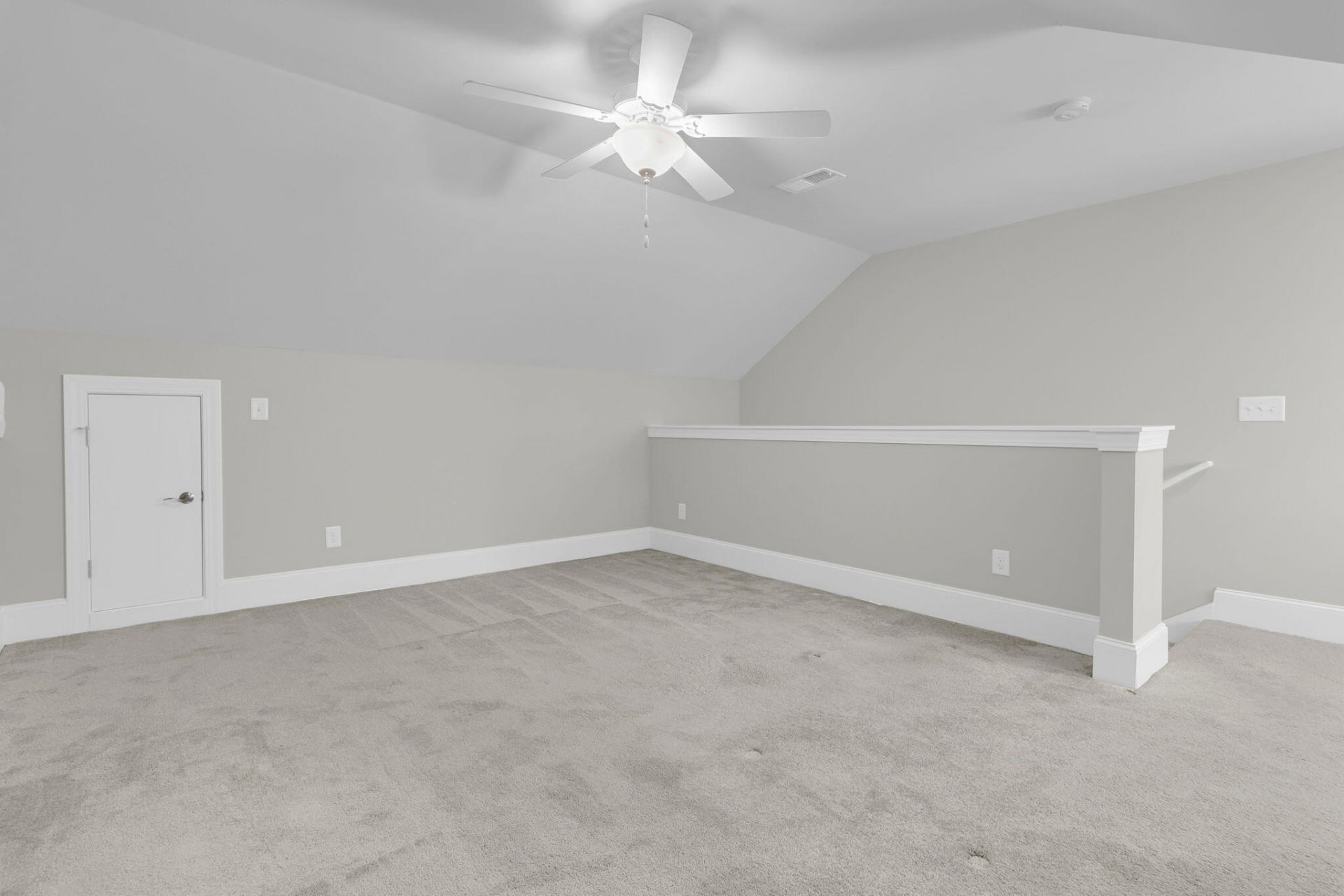 5911 Steward Street Photo 31