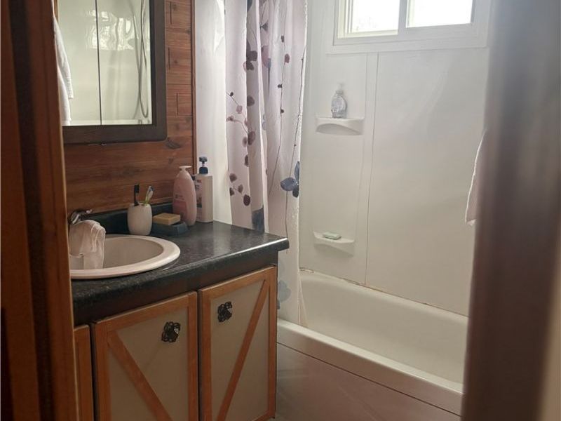 243 Park Avenue, New London, OH 44851 Photo 9