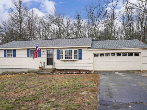 42 Belmont Drive, Merrimack, NH 03054