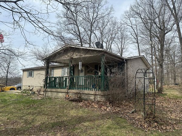 6011 Opossum Trot Road, Charlestown, IN 47111