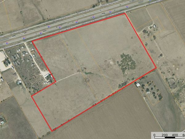 70 +/- ACRES IH 10, Seguin, TX 78155