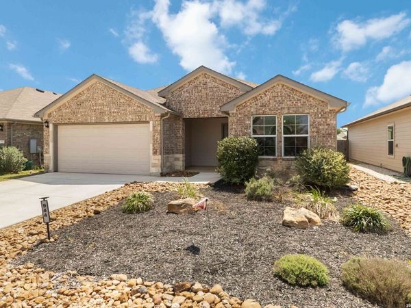 944 Chachalaca, Seguin, TX 78155