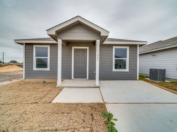 11621 Dog Rose, Converse, TX 78109