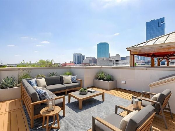 714 E 1st Street, Fort Worth, TX 76102