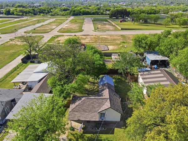 718 Narrow, Weatherford, TX 76086