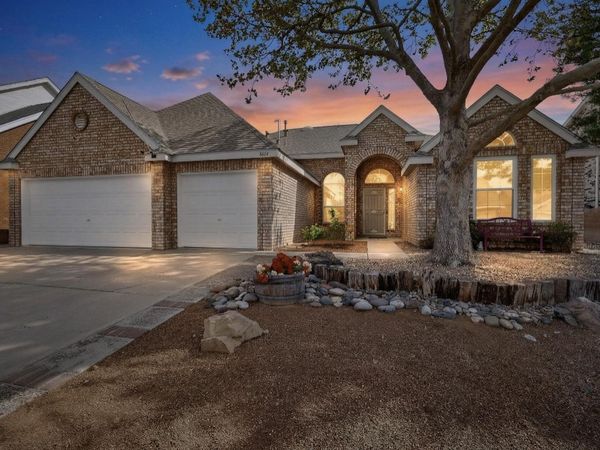 8604 TIMBERIDGE Place NW, Albuquerque, NM 87114