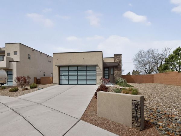 819 Horned Owl Drive NE, Albuquerque, NM 87122