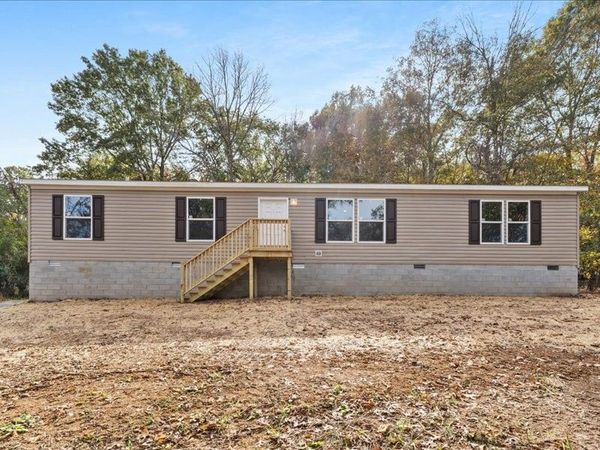 424 Hiwassee Rd , Lebanon, TN 37087