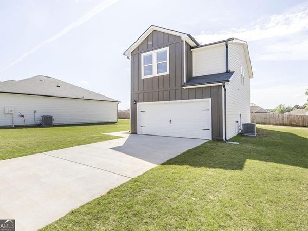 115 Bulloch Court, Byron, GA 31008