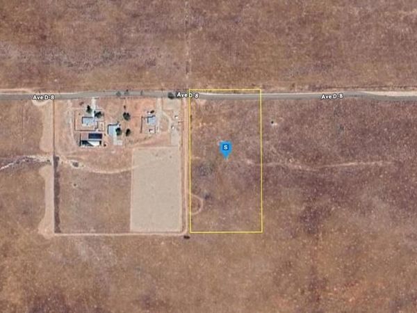 11830 Avenue D 8, Lancaster, CA 93536