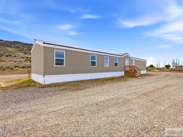 1178 Twin Butte Road, MENAN, ID 83442