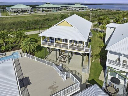 47 Queen Bess Grand Isle, LA 70358