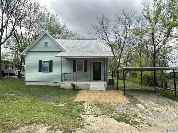 8 Dwight Avenue, Gadsden, AL 35904
