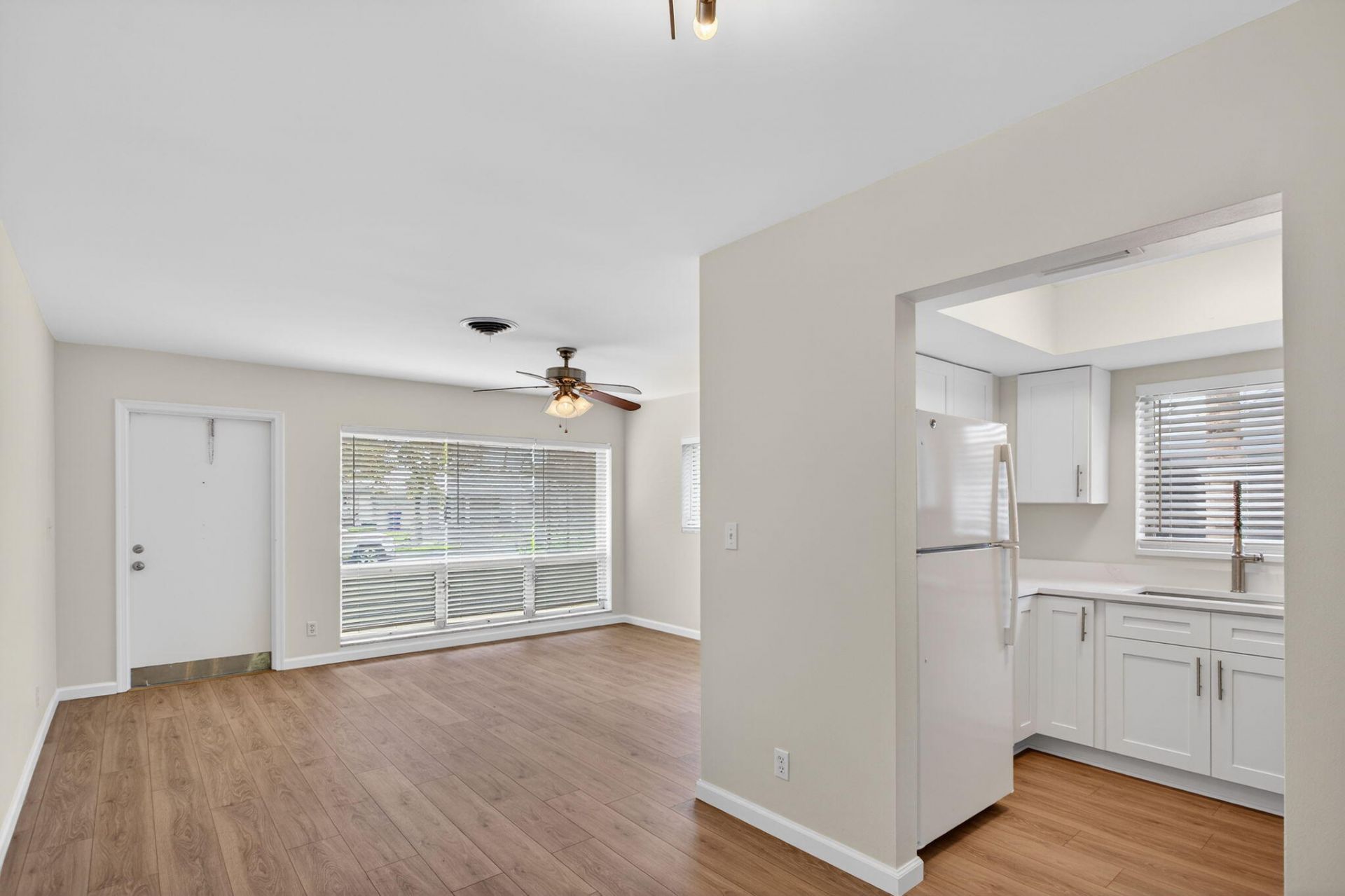 371 SE 1st Avenue, Pompano Beach, FL 33060 Photo