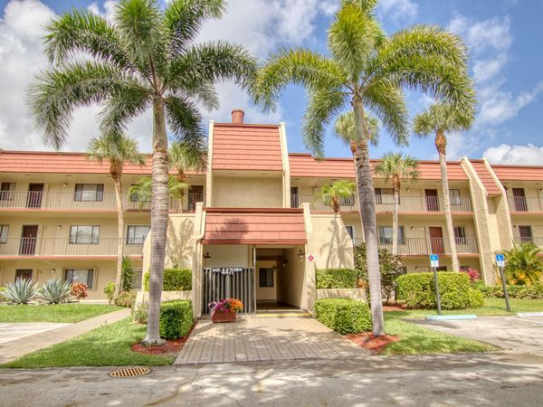 4471 Luxemburg Court, Unit 301, Lake Worth, FL 33467
