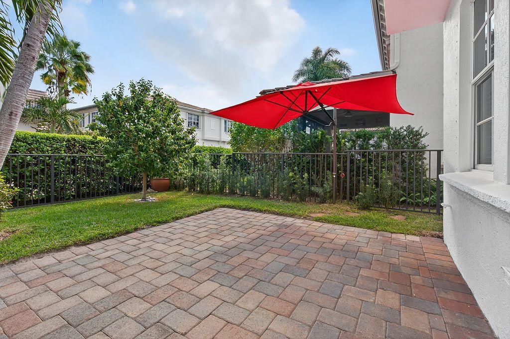 318 September Street, Palm Beach Gardens, FL 33410 Photo