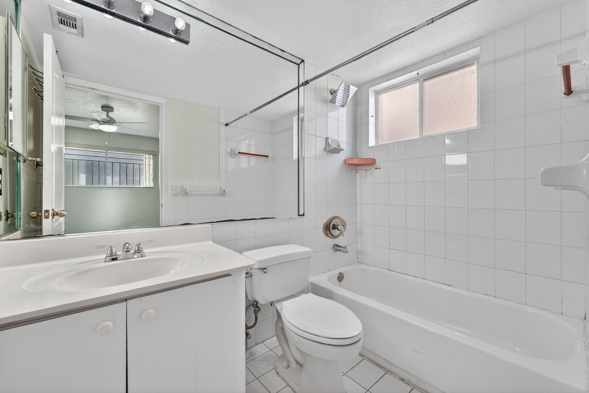 7011 W 29th Avenue, Unit 125, Hialeah, FL 33018 Photo