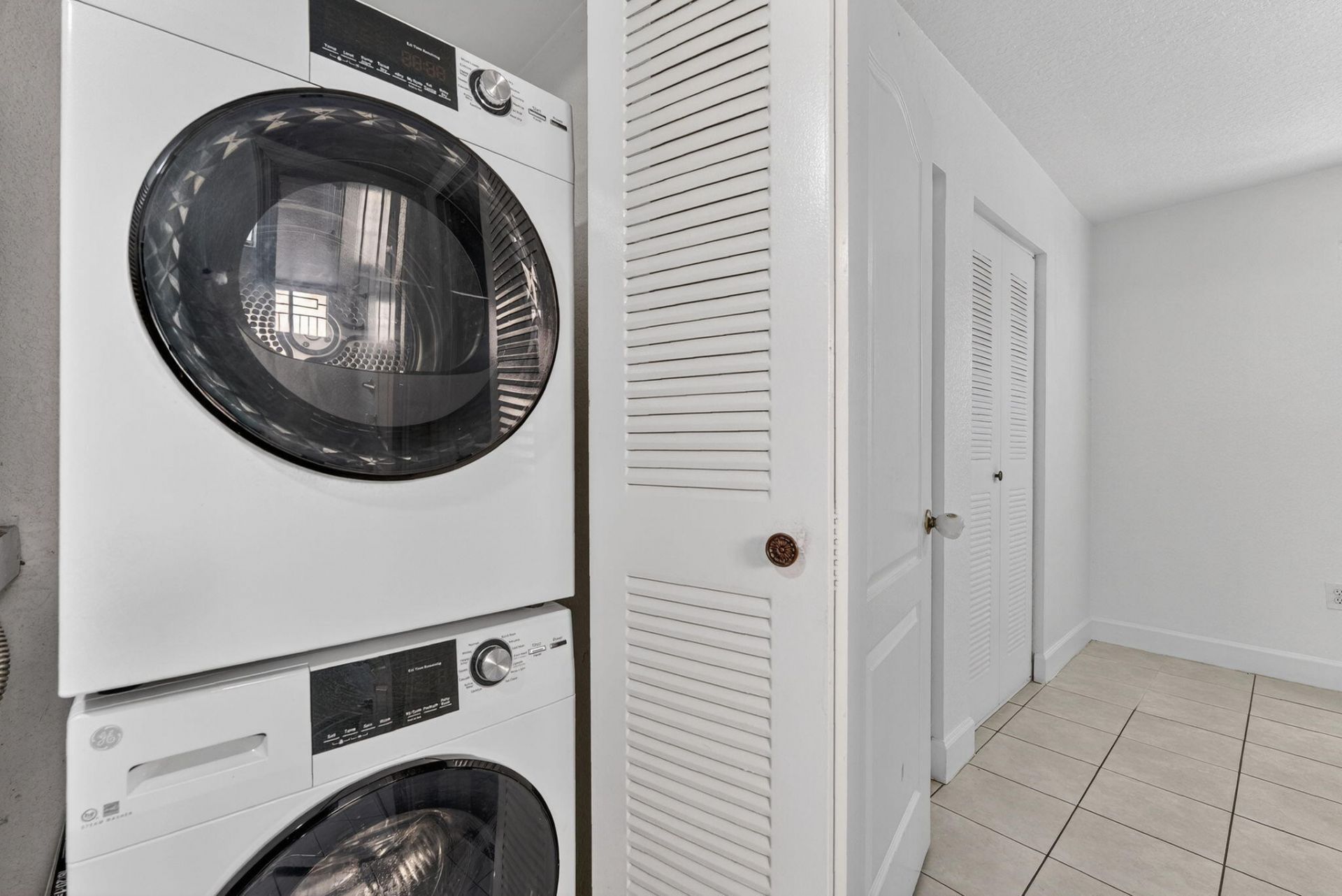 7011 W 29th Avenue, Unit 125, Hialeah, FL 33018 Photo