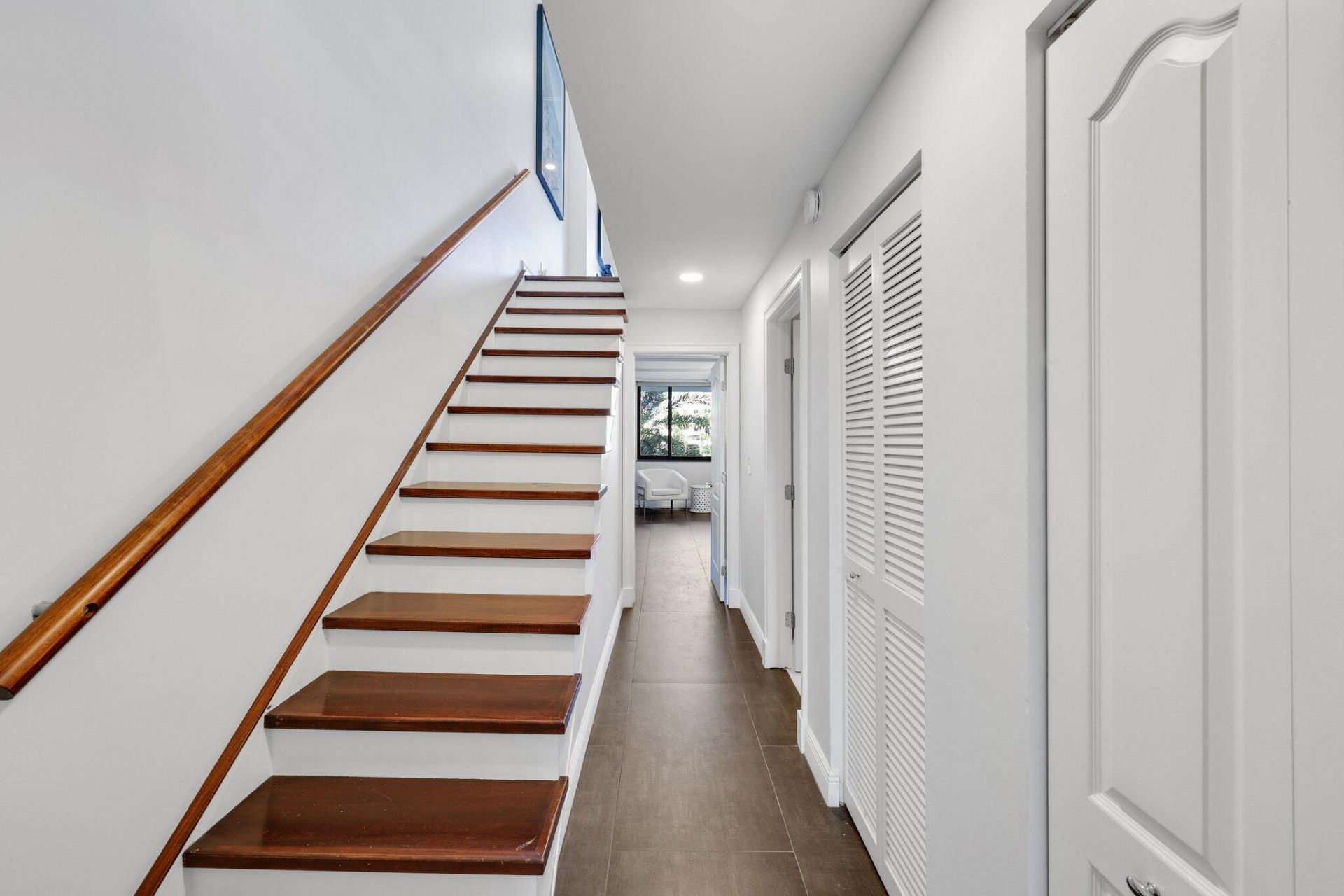 1800 S Ocean Drive, Unit 404, Fort Lauderdale, FL 33316 Photo