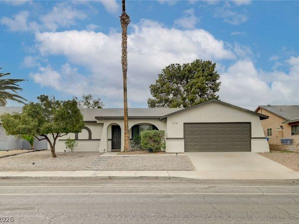 1116 Rock Springs Drive , Las Vegas, NV 89128