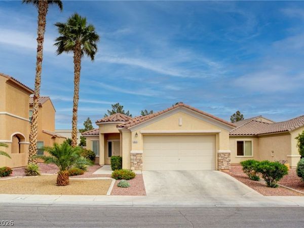 6820 Dipper Avenue, North Las Vegas, NV 89084