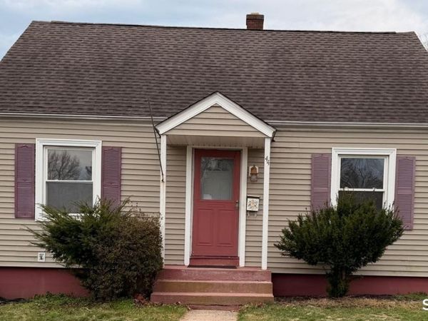 44 Lynmoor, Hamden, CT 06517