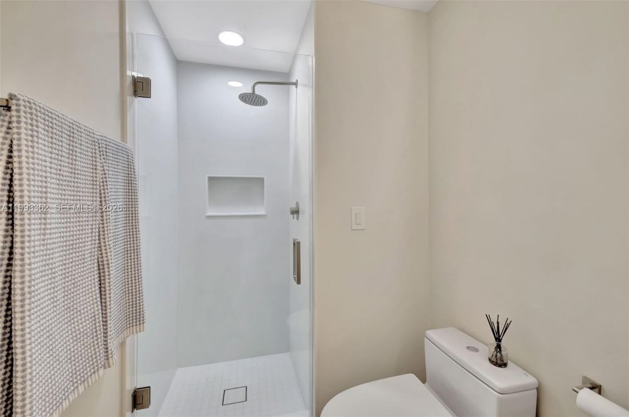 19136 Fisher Island Dr , Unit 19136, Miami Beach, FL 33109 Photo