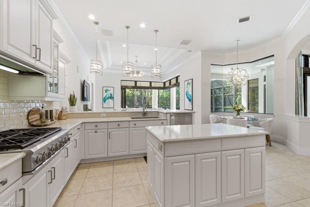 18610 Verona Lago Dr, Miromar Lakes, FL 33913 Photo