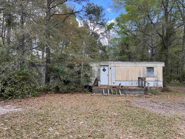 11094 Old Pee Dee Rd. , Hemingway, SC 29554
